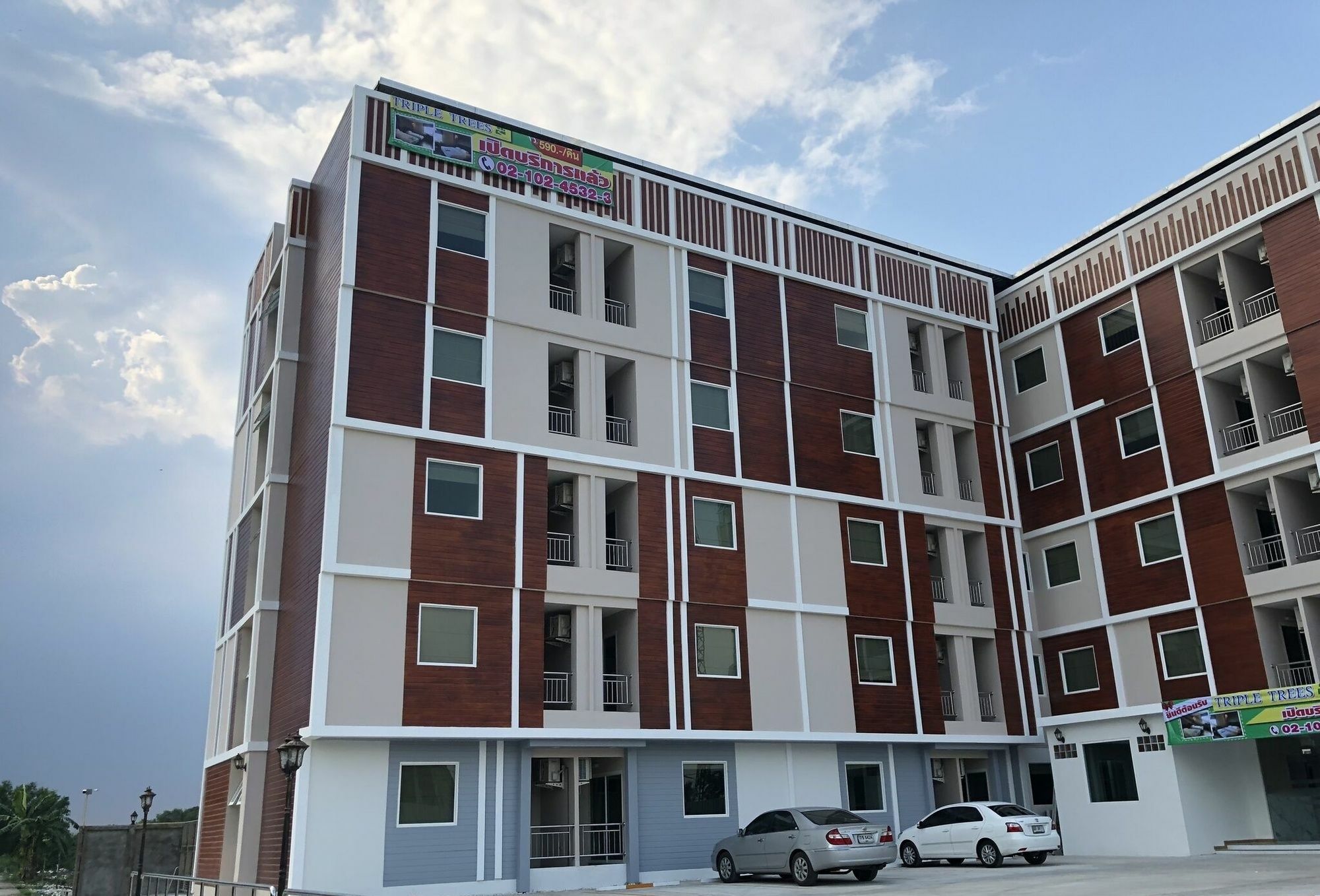 Triple Trees Hotel Pathum Thani Exterior foto