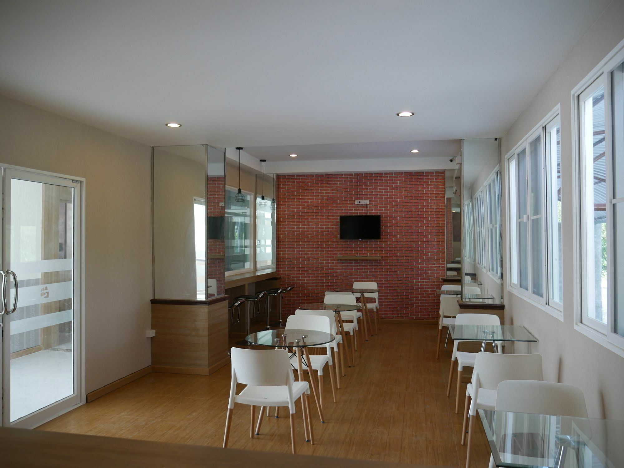 Triple Trees Hotel Pathum Thani Exterior foto